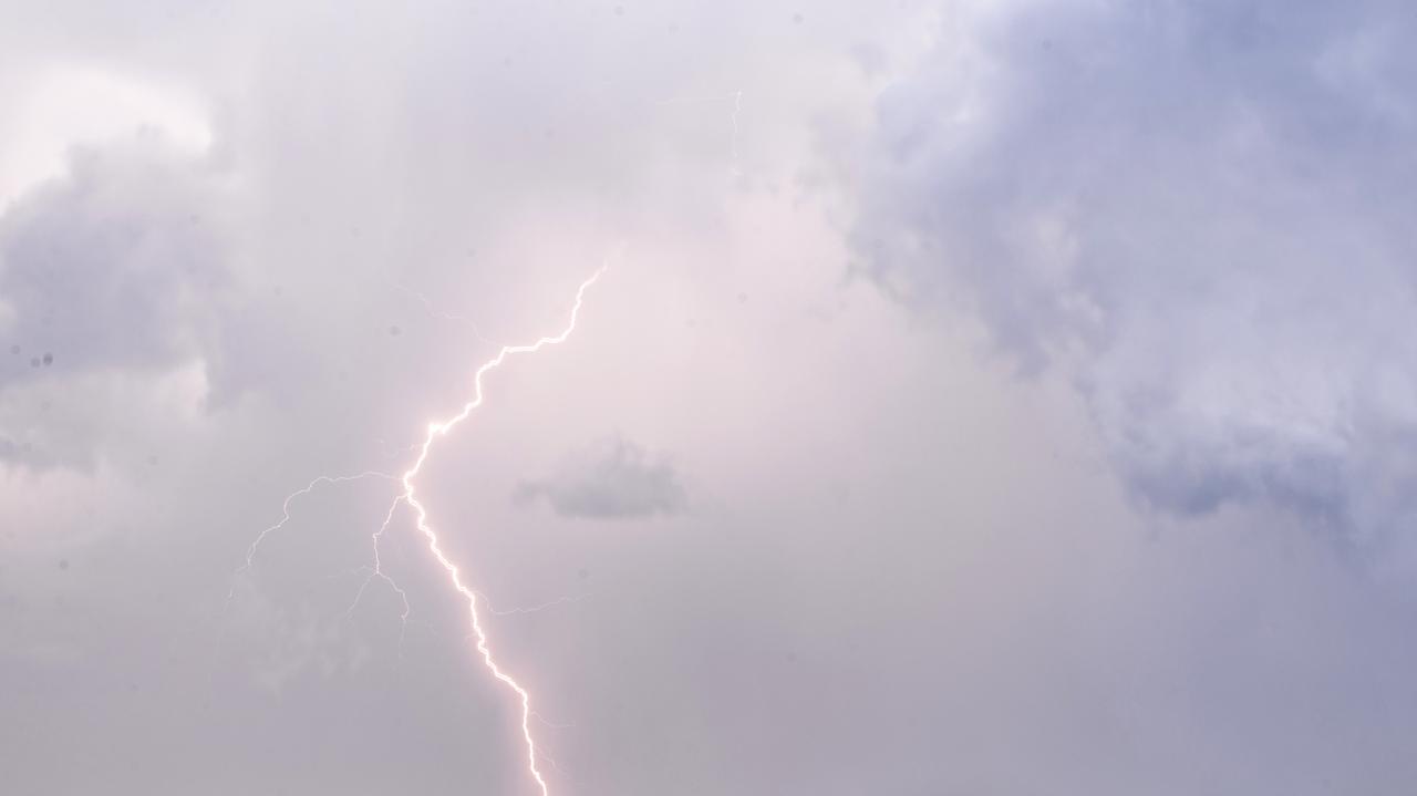Gdzie jest burza? Grzmi w części kraju