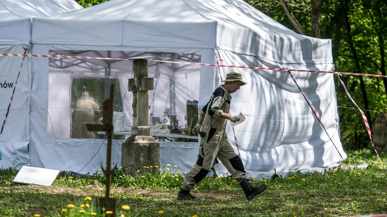 Odnaleźli szczątki ponad 30 osób