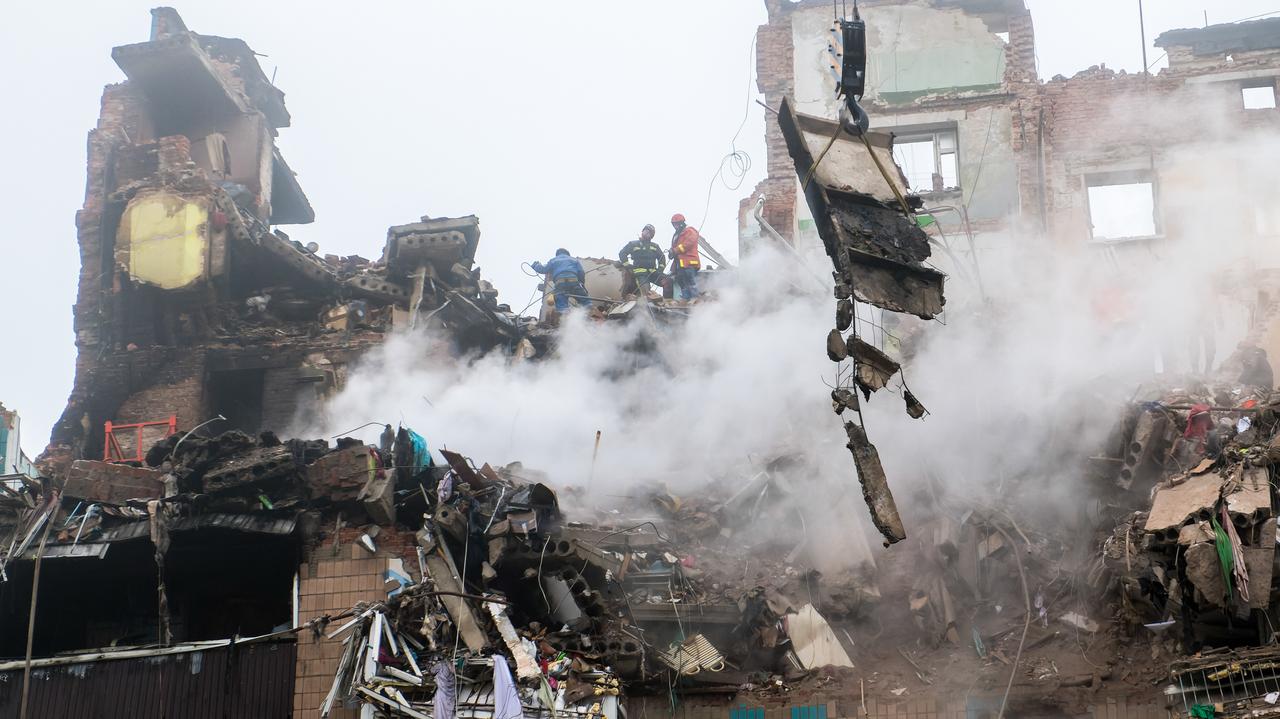 Żałoba w Tarnopolu. Ponad 20 osób wciąż zaginionych