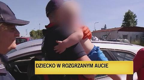 Konieczne było wybicie szyby w aucie