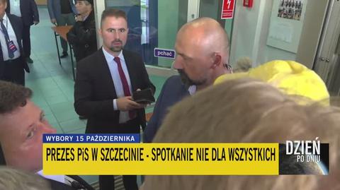 Przedstawiciele OBWE próbujący wejść na spotkanie z Jarosławem Kaczyńskim 