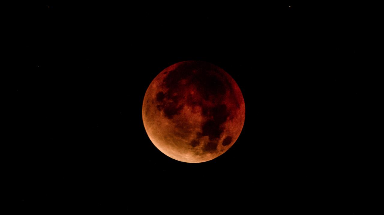 Eclipse lunar 19 de noviembre de 2021 – A qué hora, qué es y cómo observarlo