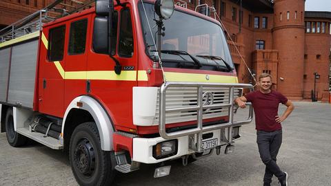 Wóz strażacki kupiony dzięki wielkopolskiemu strażakowi już w drodze do Afryki