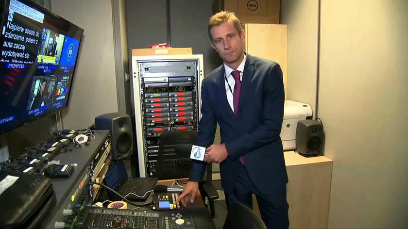Reporter TVN24 Paweł Łukasik relacjonuje przygotowania do debaty wyborczej