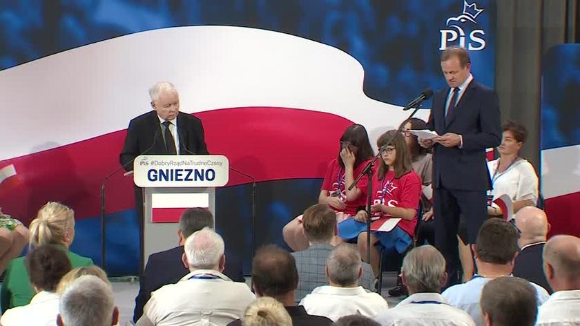 Kaczyński: Młodzież jest pod bardzo wielkim wpływem smartfonów. Będziemy prowadzili wielkie kontrakcje w tej dziedzinie