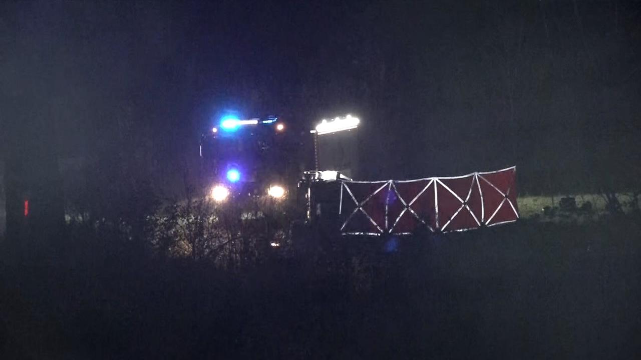 Tragiczny wypadek na drodze wojewódzkiej. Nie żyją dwie osoby  