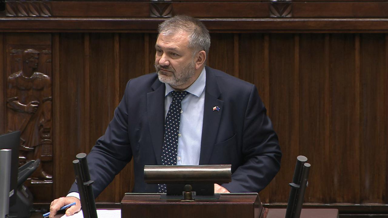 Zarzucają Żurkowi, iż popełnił przestępstwo. Czy "ujawnił tajemnicę"?