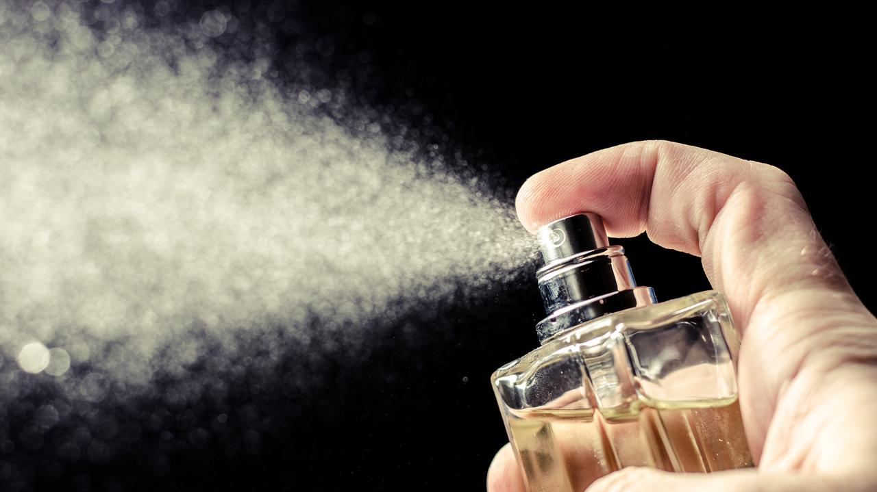 Ukradł perfumy i użył gazu wobec ochroniarza