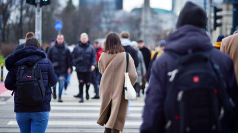 Ile rzeczywiście zarabiają Polacy. Eksperci o medianie wynagrodzeń