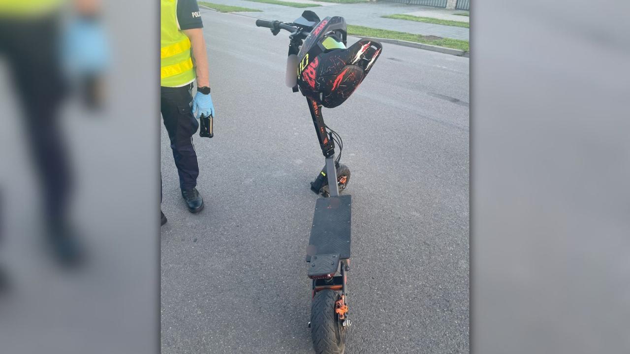 Jechały na jednej hulajnodze, 12-latka trafiła do szpitala