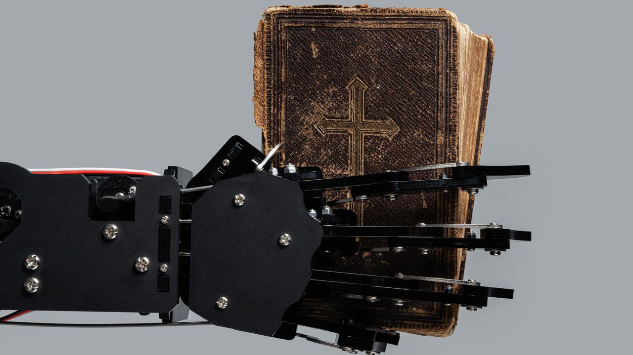 Pomaga w modlitwie i kazaniach. AI wkroczyła do kościołów