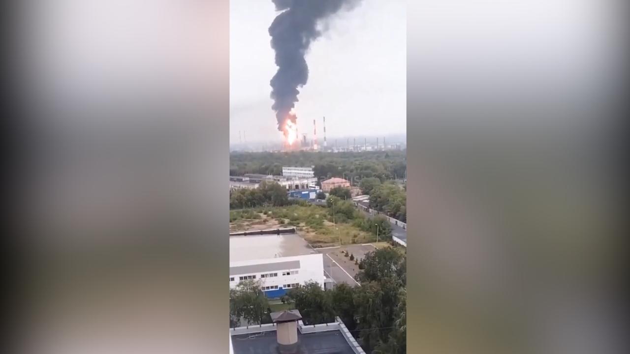 Rosja zaatakowana dronami. Media: eksplozje przy strategicznych obiektach