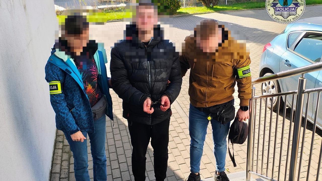 Włamał się do muzeum, ukradł pieniądze z datków