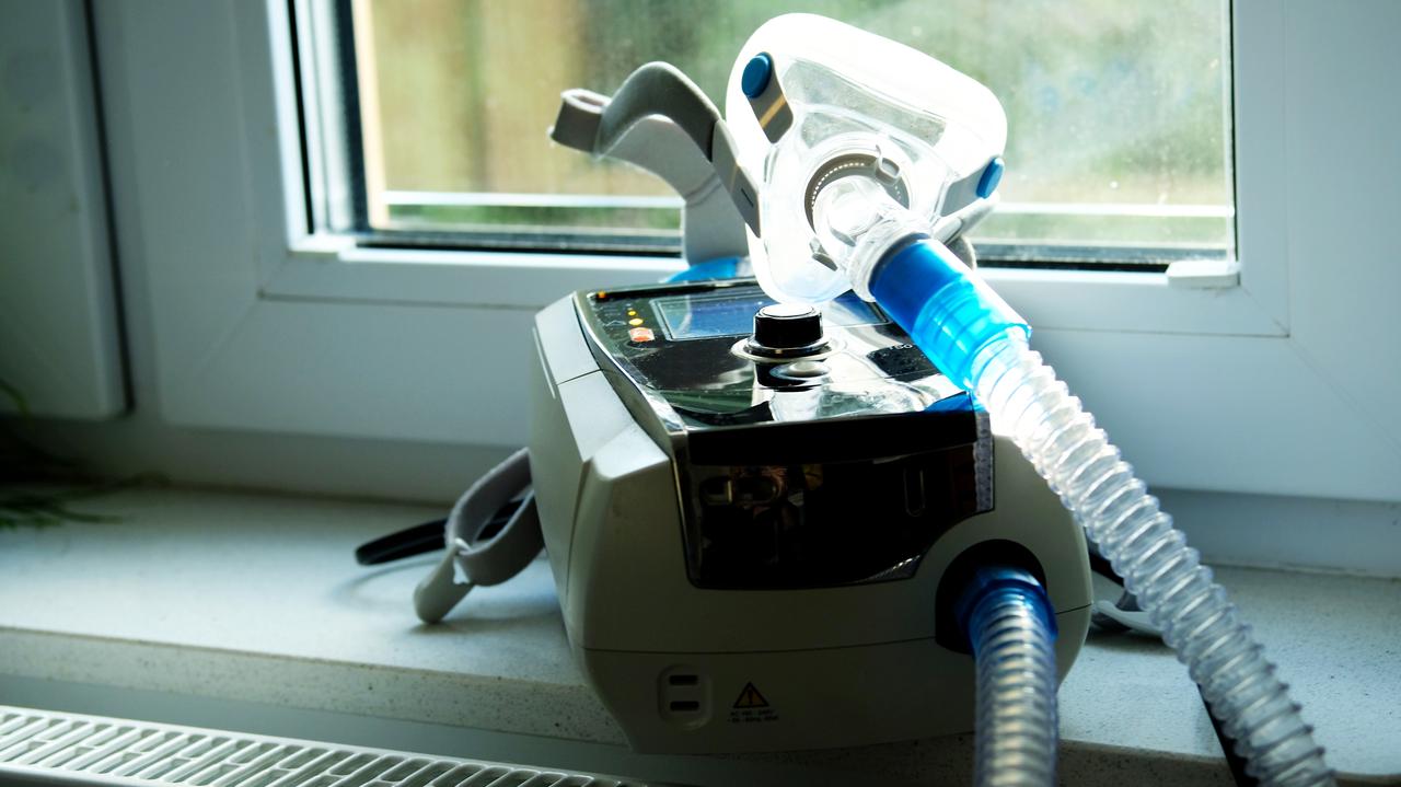 Pacjenci pod respiratorami obawiają się o ciągłość leczenia. "To nie są abstrakcyjne liczby"