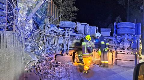 Kierowca tira zasnął za kierownicą 