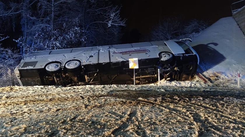 Wypadek autokaru w miejscowości Wandzin w woj. lubelskim