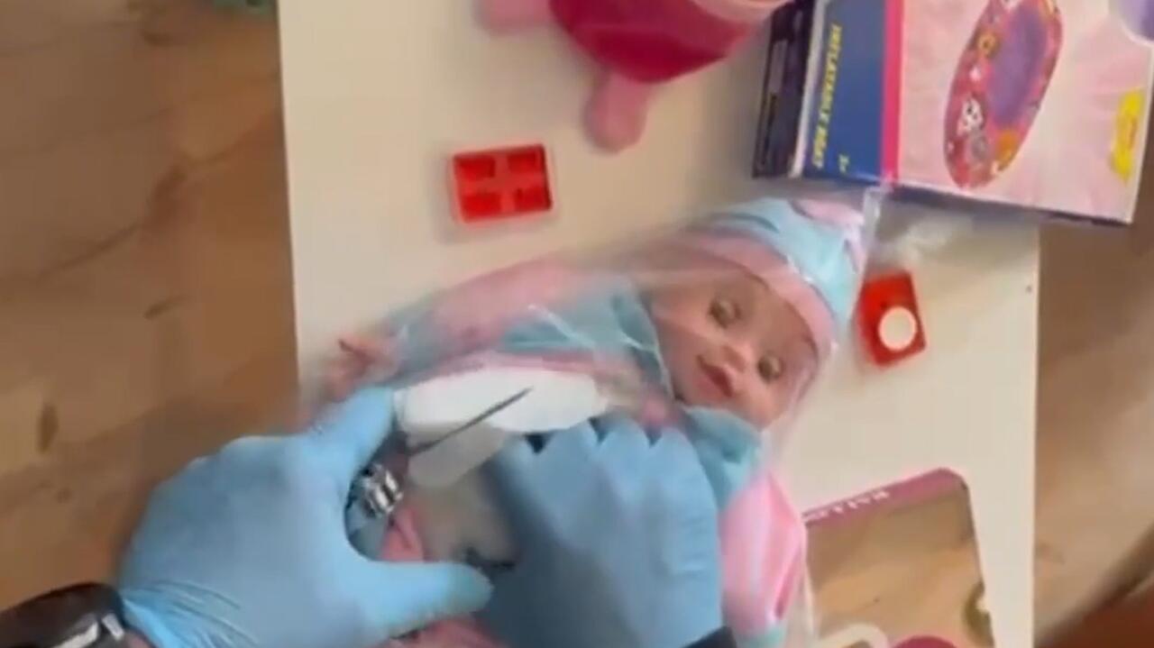 31-latek schował mefedron w dziecięcych lalkach