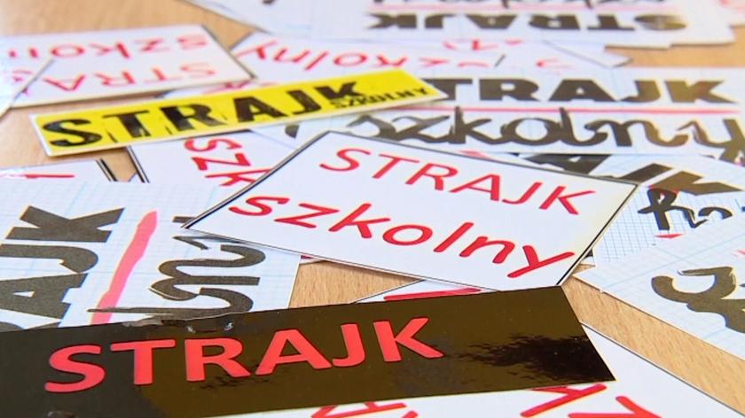 Nauczyciele zawiesili strajk do września, ale go nie zakończyli (materiał "Polska i Świat" z 26.04.2019 r.)