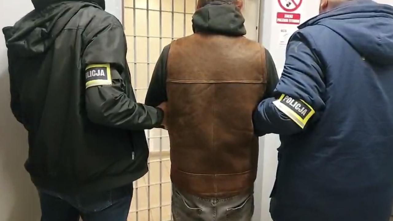 Afera korupcyjna. Zatrzymano urzędników, przedsiębiorców i żabolów