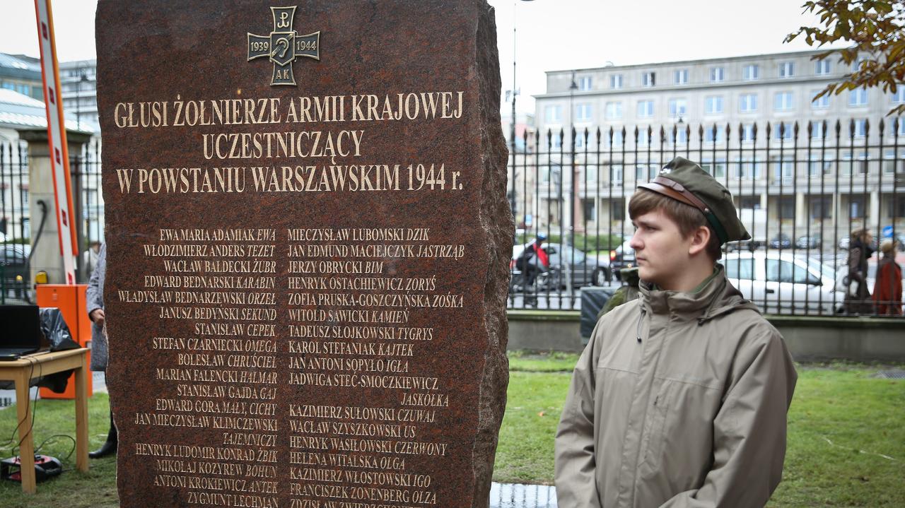 Nazywali ich "nieustraszonymi". Pluton głuchych w Powstaniu Warszawskim