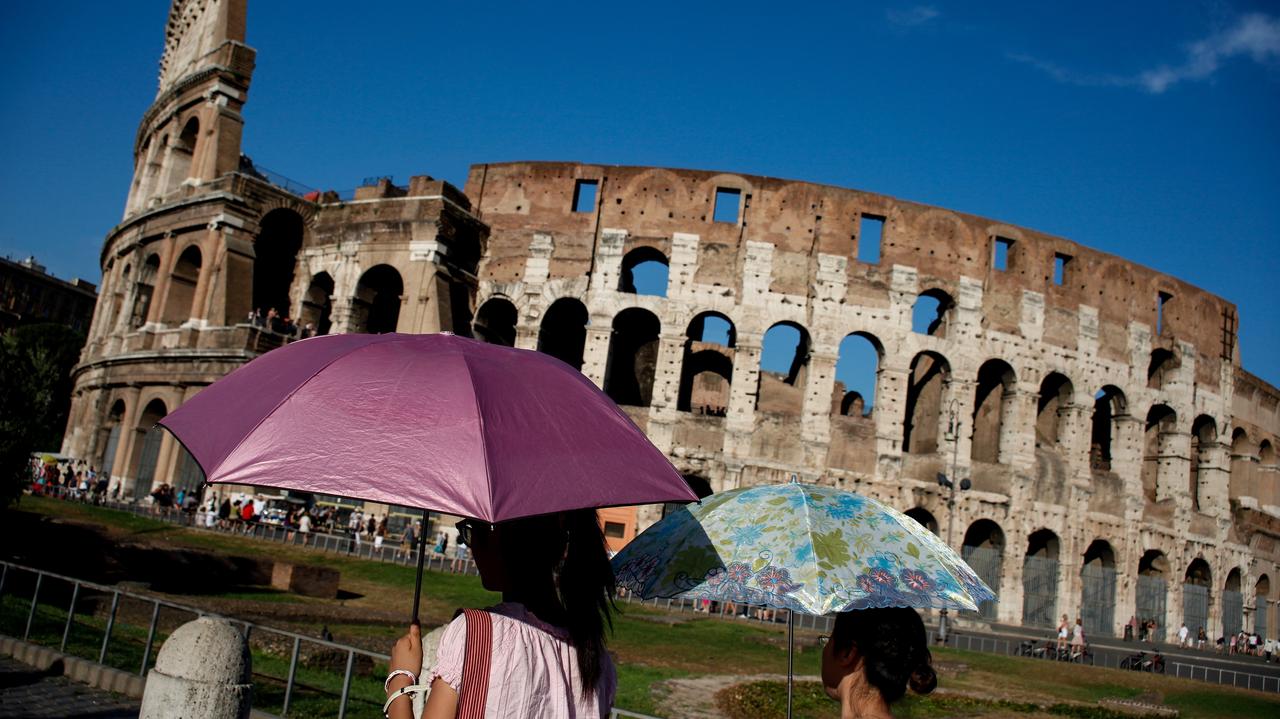 Największe stolice rozgrzane do czerwoności. Raport pokazuje skalę