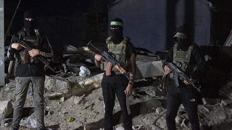 Hamas przejmując kontrolę nad opuszczonymi przez wojska izraelskie obszarami Strefy Gazy