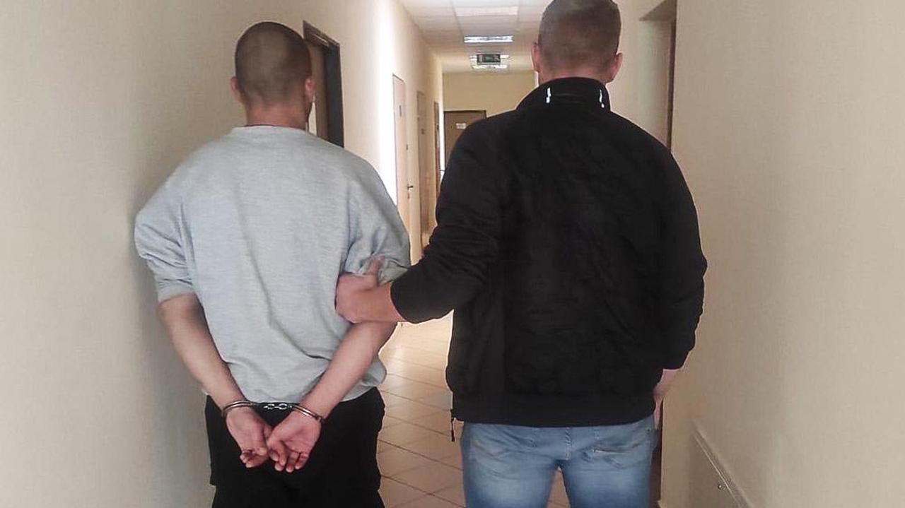 Z nożem na sąsiada