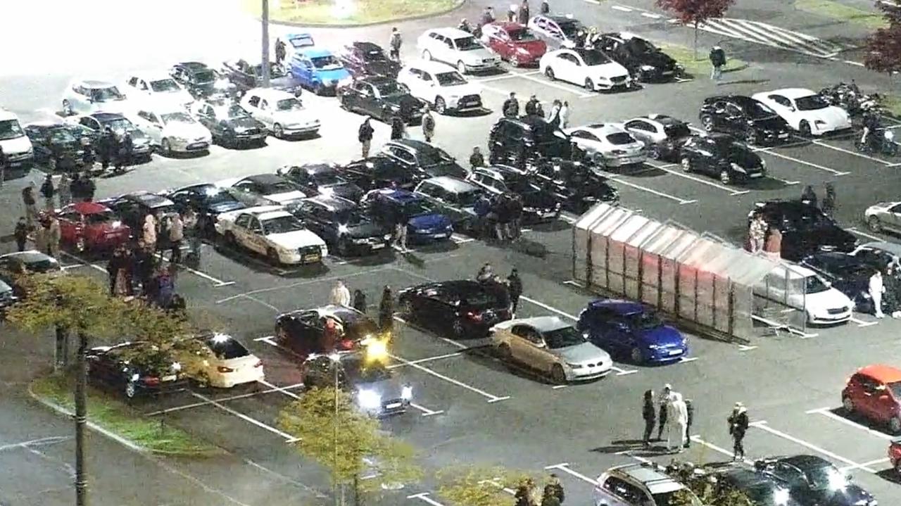 Chcieli się ścigać i driftować. Skontrolowano prawie 300 aut, ponad 220 wykroczeń