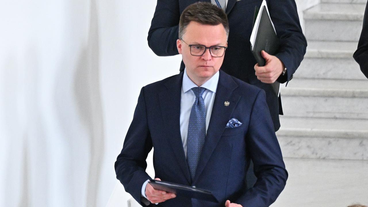Hołownia Meeting. "Intensification and excitement is neither justified nor advisable"