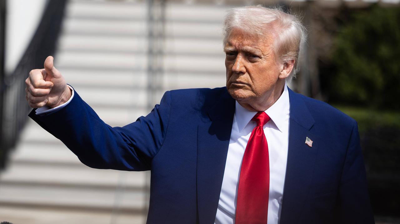 Komorowski: Trump chce więcej niż resetu z Rosją