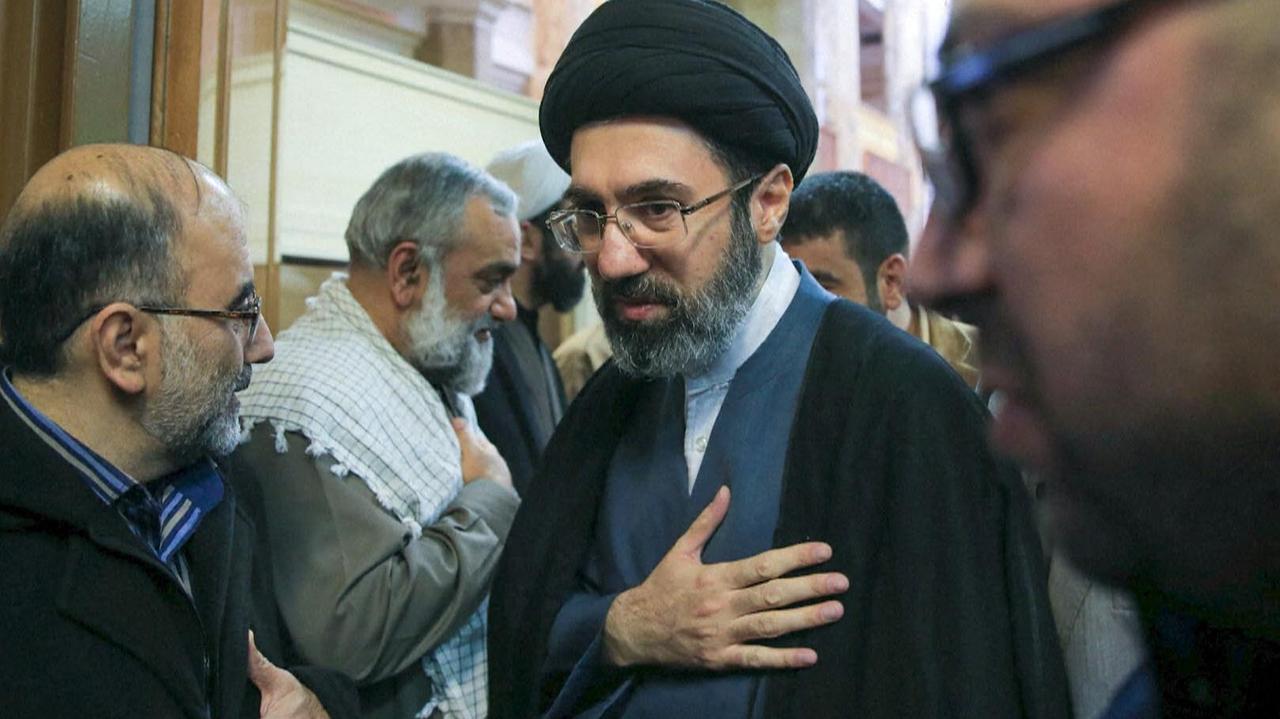 Kwestionują "stan" nowego przywódcy Iranu