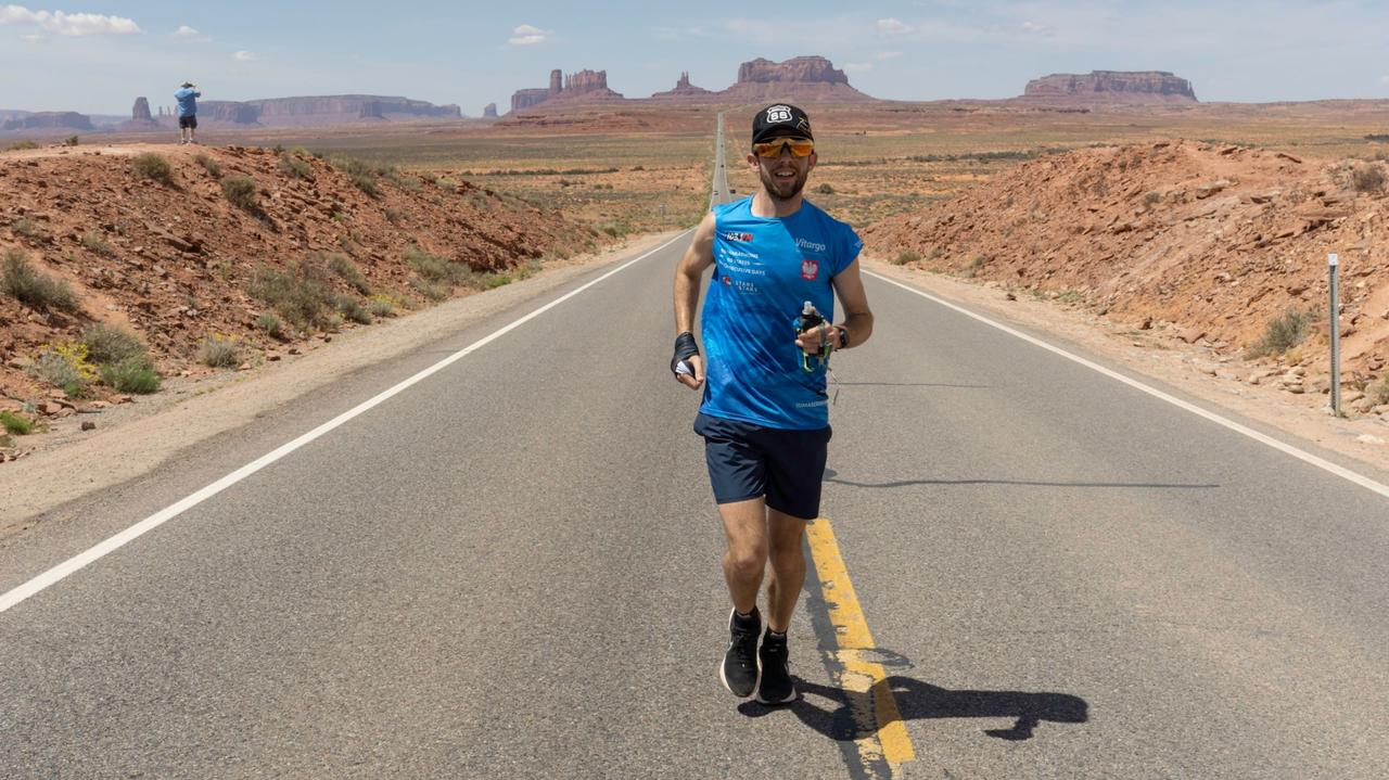 Tomasz Sobania pobił rekord: 50 maratonów w 49 dni w USA