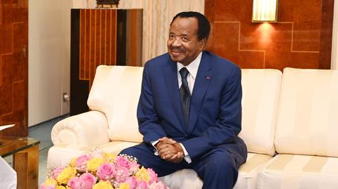 Prezydent Kamerunu Paul Biya na nagraniach archiwalnych