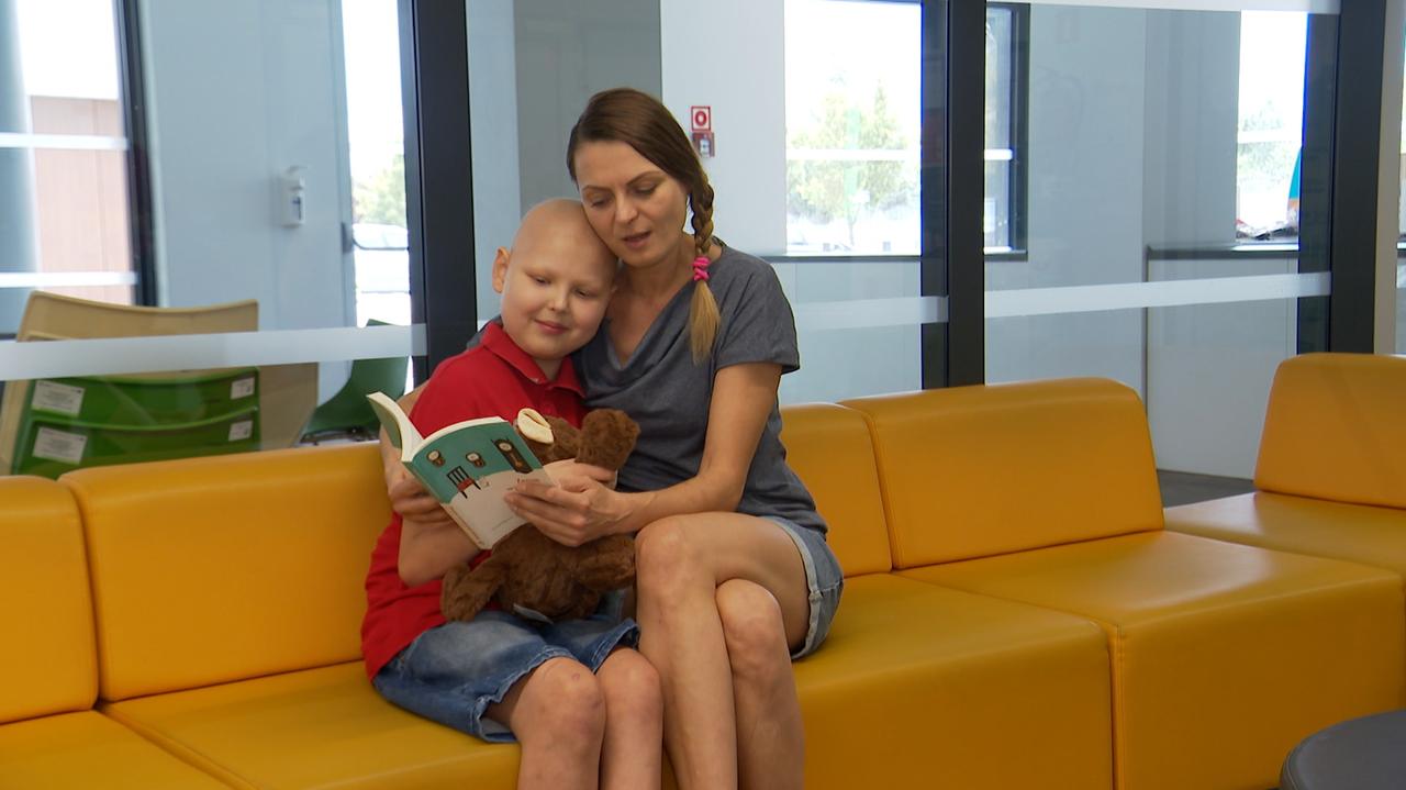 Kiedy poznały diagnozę, "świat stanął". Apel do rodziców o "onkoczujność"