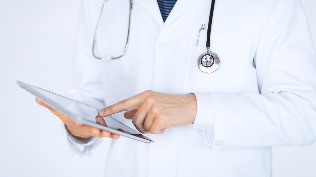 Nadchodzi era cyfrowych leków. Komu pomogą w leczeniu?