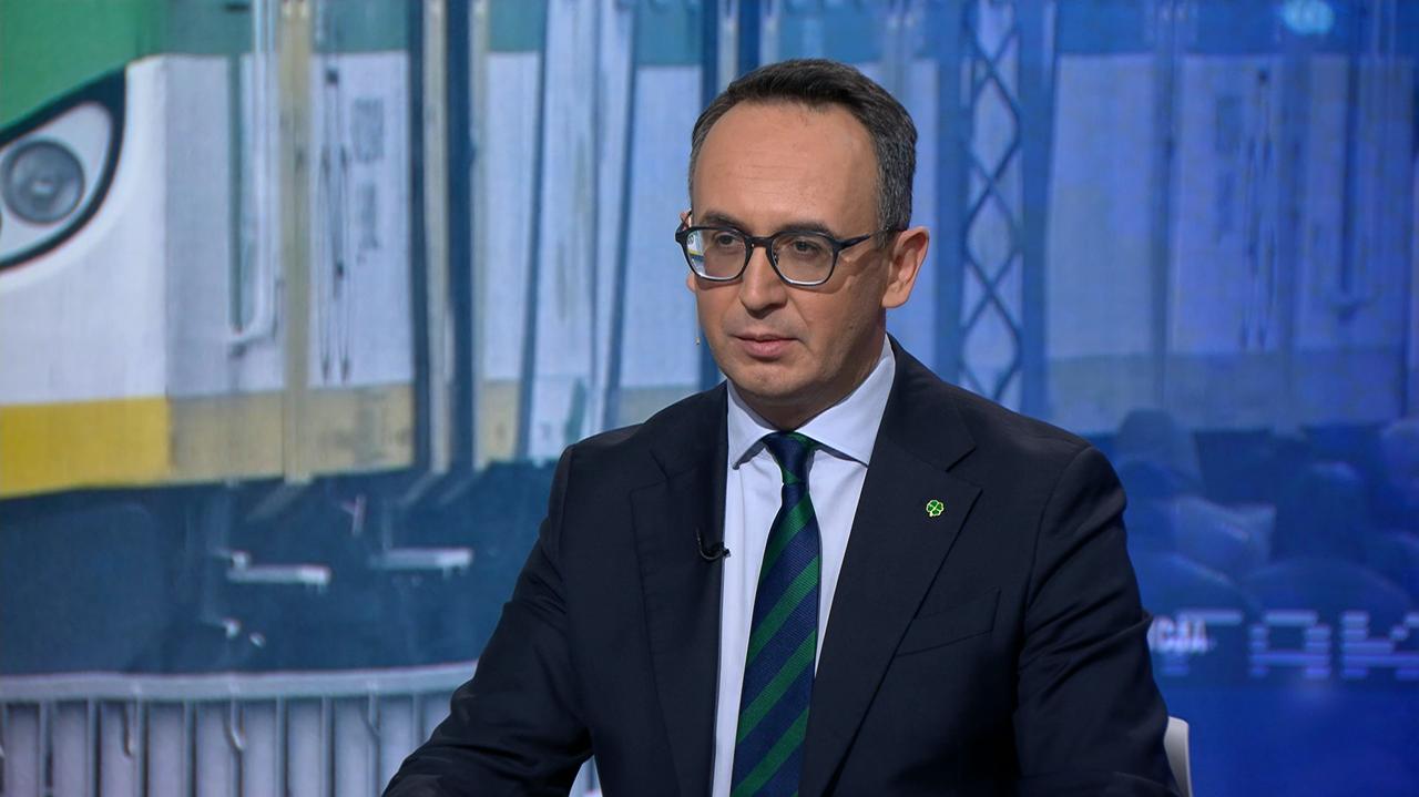 Minister: po detonacji ładunku przejechało tam dziewięć pociągów