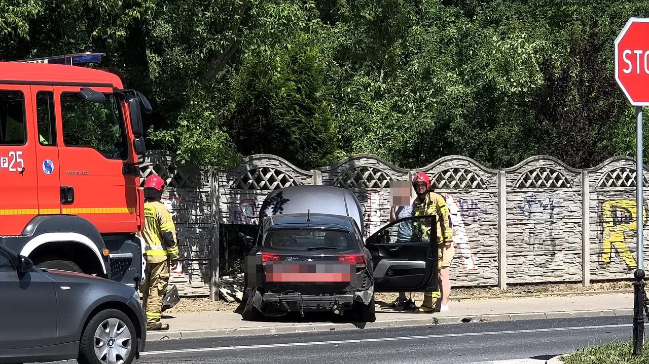 Kolizja z autem do nauki jazdy. 