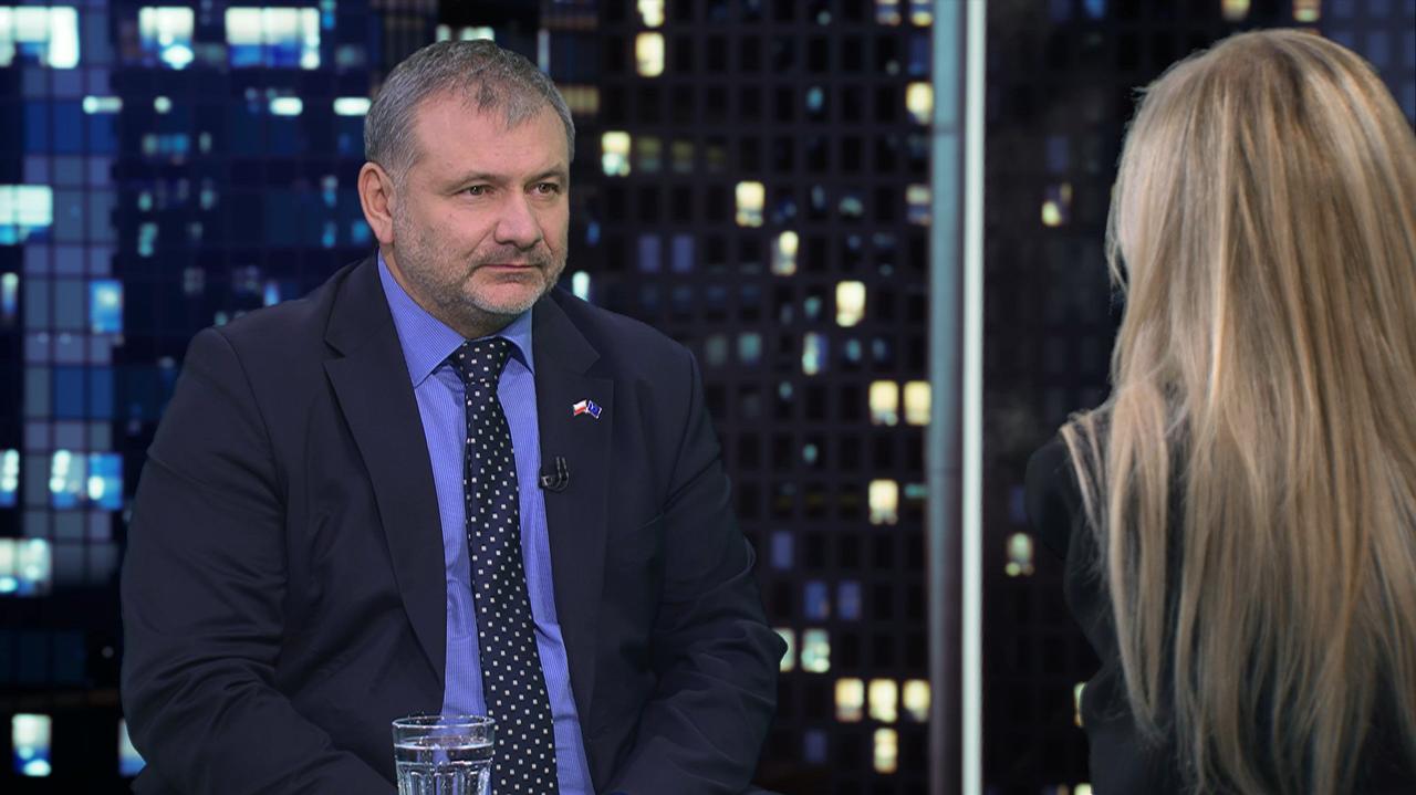 Żurek w "Kropce nad i": musimy się godzić na tę grę