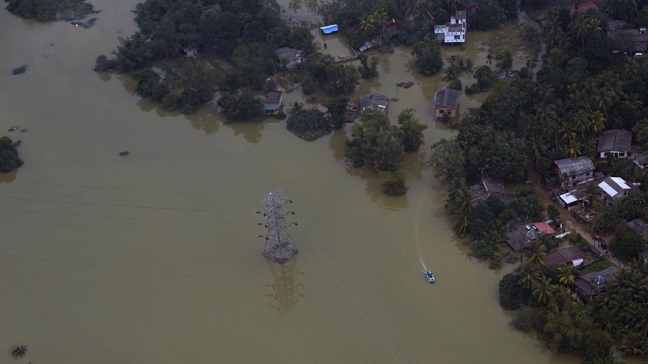 Kataklizm uwięził turystki na Sri Lance. Brakuje im wody i jedzenia