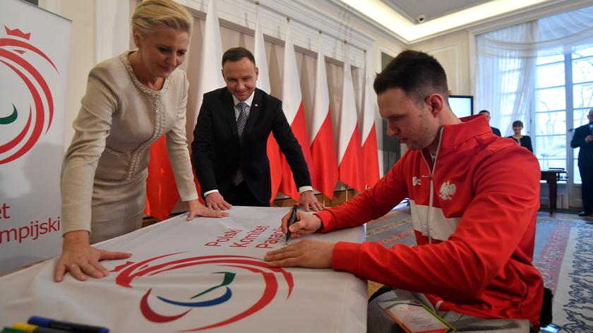 Paraolimpiada: prezydent Duda wręczył nominacje reprezentantom Polski