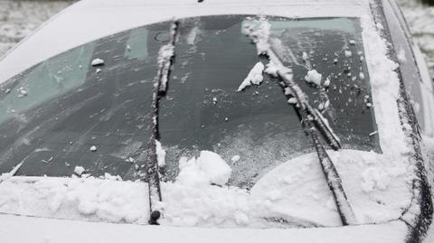 Kobieta utknęła w samochodzie na bezdrożach Kalifornii