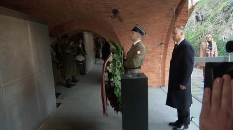 Prezydent Andrzej Duda złożył wieniec przed Epitafium Katyńskim
