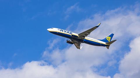 Samoloty Ryanair na lotnisku w Dublinie. Wideo archiwalne