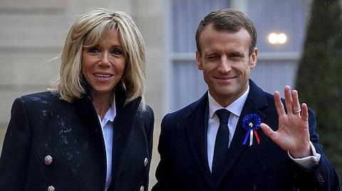 Brigitte Macron i Emmanuel Macron (wideo archiwalne)