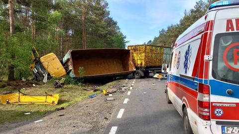 Kaczenice: Zderzenie dwóch ciężarówek. Zginął jeden z kierowców