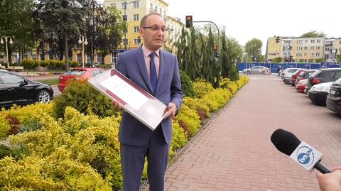 Wojewoda lubelski uhonorował gminy za ochronę przed LGBT ("Fakty" TVN z 17.05.2019) 