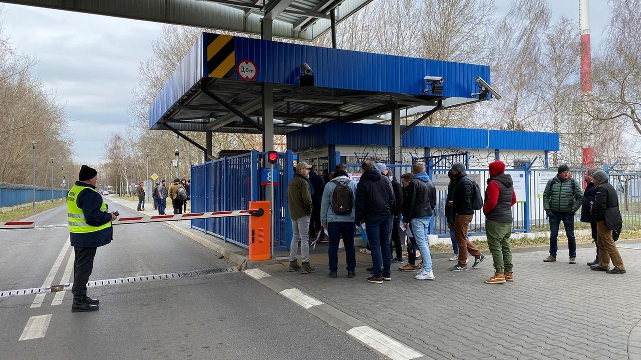 Masowe odejścia w PAŻP. Wkrótce na stanowisku może zostać tylko co szósty kontroler ruchu lotniczego