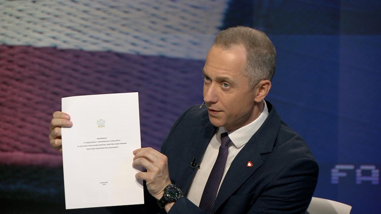 Tomczyk pokazał dokument. "Głęboka hipokryzja" Błaszczaka