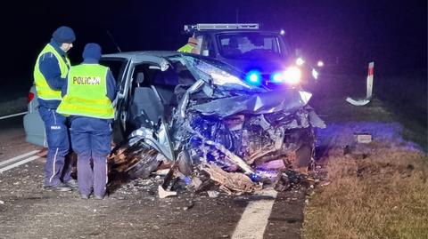 Boczki-Świdrowo. Zderzyli się czołowo. Do szpitala trafiło pięć osób. Nie żyje 28-latka