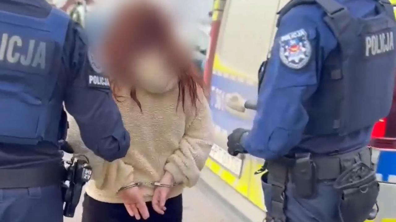 Wyciągnęła nóż i zaczęła zadawać ciosy. "Ostrze pękło i utknęło w ciele 36-latka"
